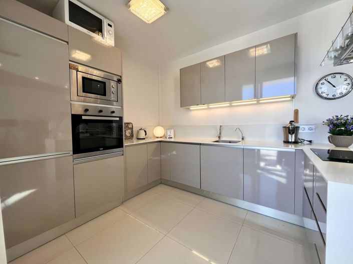 Image No.12-3 Bed Villa for sale