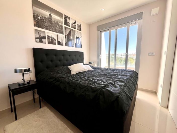 Image No.5-3 Bed Villa for sale