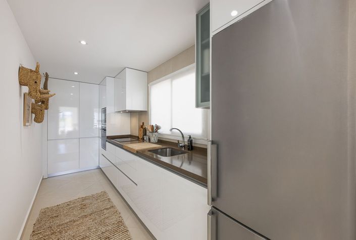 Image No.10-3 Bed Apartment for sale