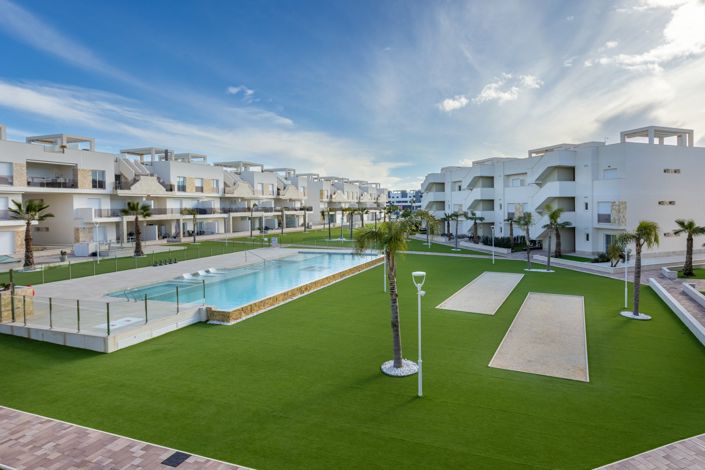 Image No.16-2 Bed Apartment for sale