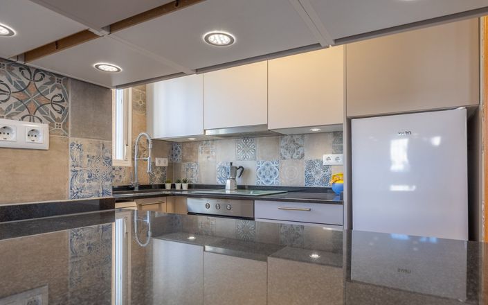 Image No.10-3 Bed Townhouse for sale