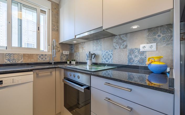 Image No.11-3 Bed Townhouse for sale