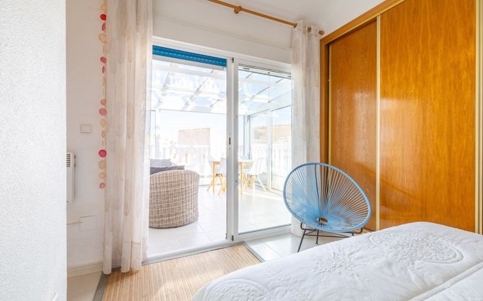 Image No.13-3 Bed Townhouse for sale