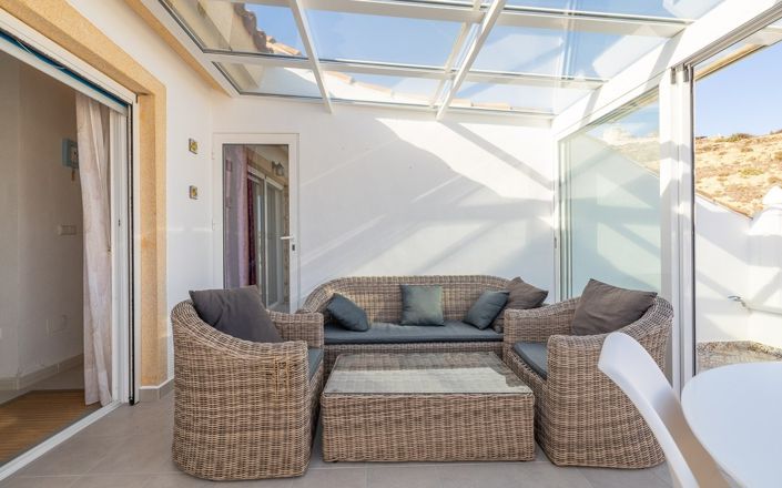 Image No.20-3 Bed Townhouse for sale