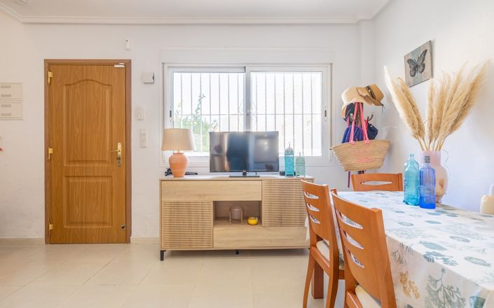 Image No.6-3 Bed Townhouse for sale