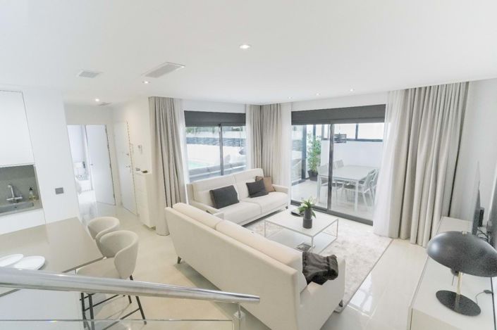 Image No.15-3 Bed Villa for sale