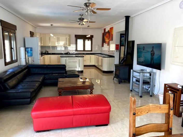 Image No.6-5 Bed Villa for sale