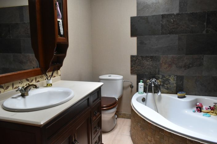 Image No.16-3 Bed Villa for sale