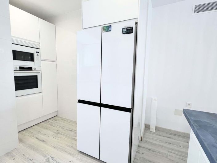 Image No.16-4 Bed Property for sale