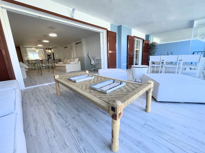 Image No.3-4 Bed Property for sale