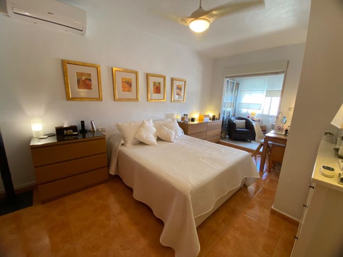 Image No.12-3 Bed Apartment for sale