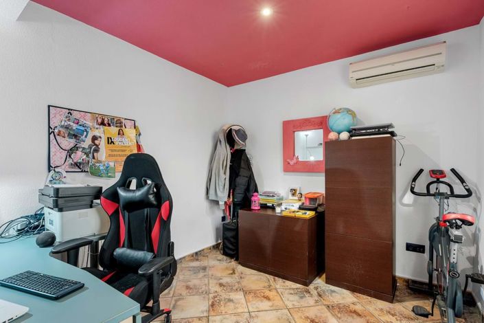 Image No.21-4 Bed Villa for sale