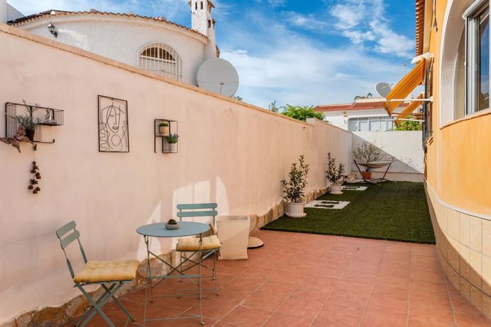 Image No.32-4 Bed Villa for sale