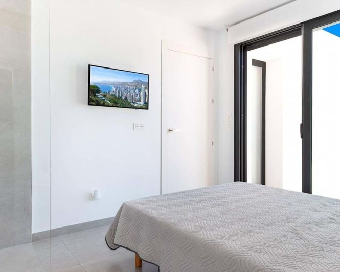 Image No.12-4 Bed Villa for sale