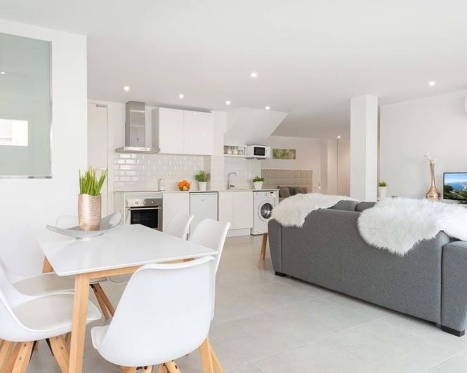 Image No.3-4 Bed Villa for sale