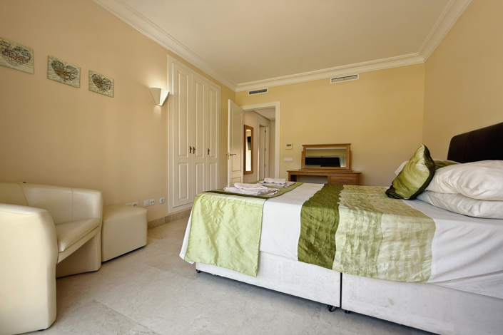 Image No.23-2 Bed Apartment for sale