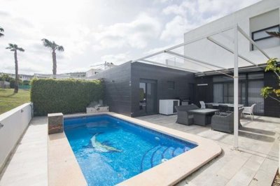 3 Bed Semi-Detached for sale