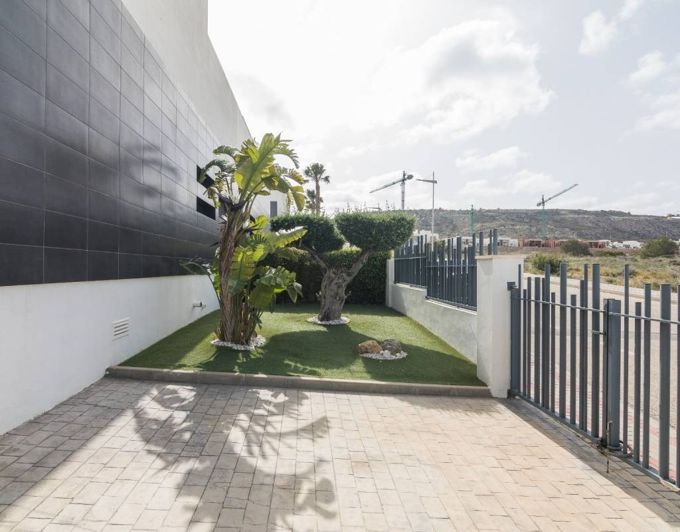 Image No.7-3 Bed Semi-Detached for sale