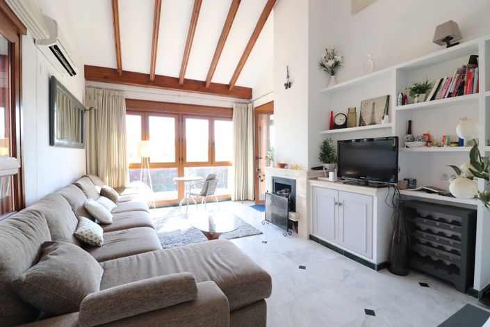 Image No.4-3 Bed Villa for sale