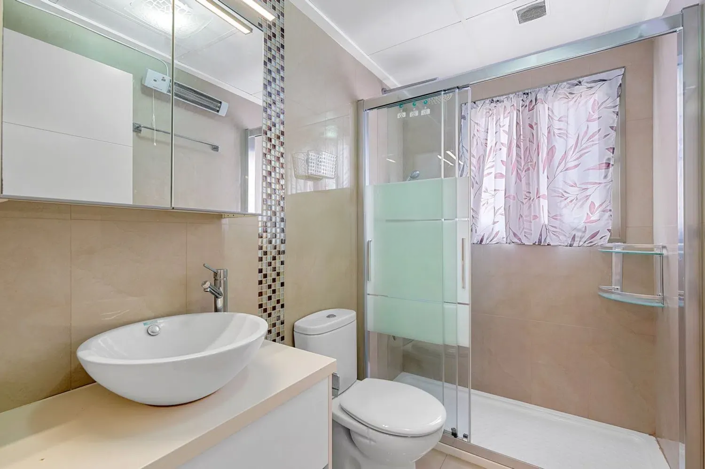 Image No.20-2 Bed Apartment for sale