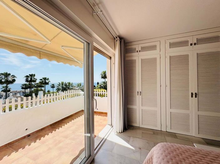 Image No.26-2 Bed Semi-Detached for sale