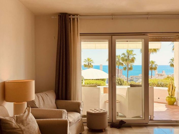 Image No.4-2 Bed Semi-Detached for sale