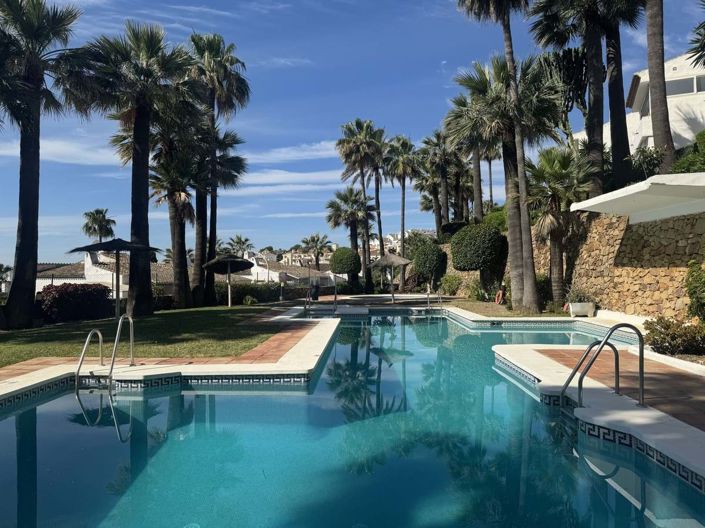 Image No.44-2 Bed Semi-Detached for sale