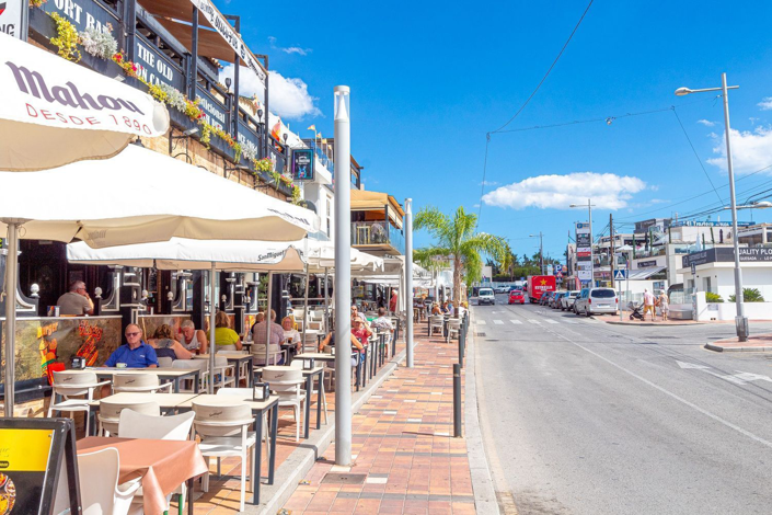 Image No.15-2 Bed Townhouse for sale