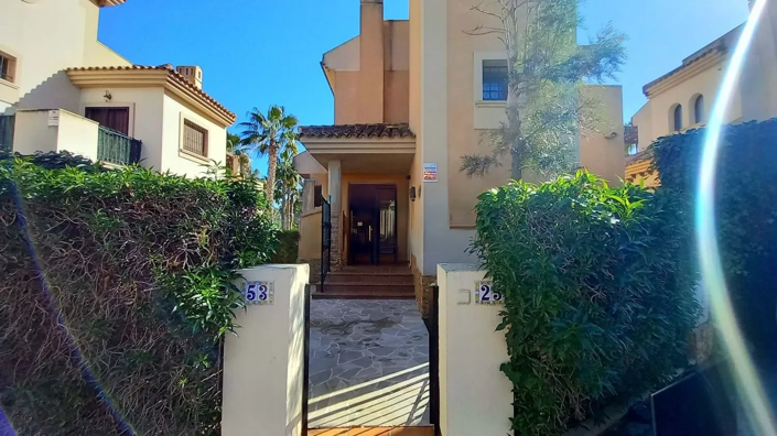 Image No.18-3 Bed Villa for sale