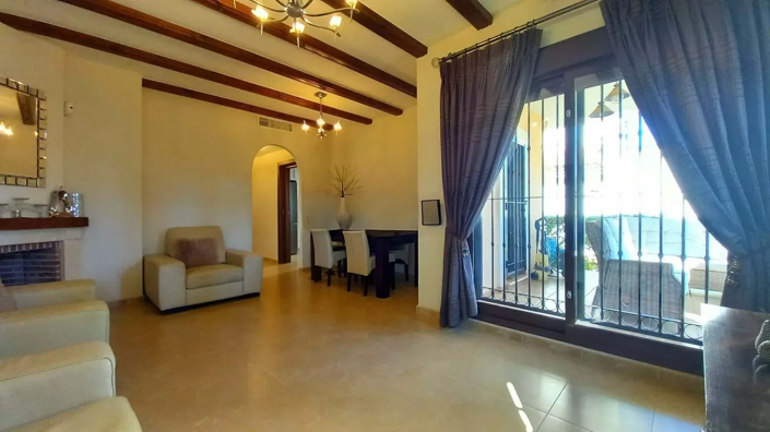 Image No.5-3 Bed Villa for sale