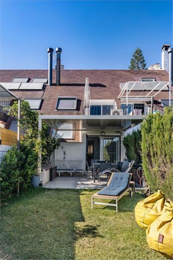 Image No.18-3 Bed Townhouse for sale