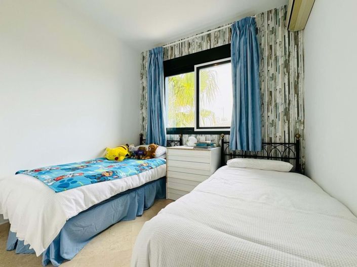 Image No.11-3 Bed Semi-Detached for sale