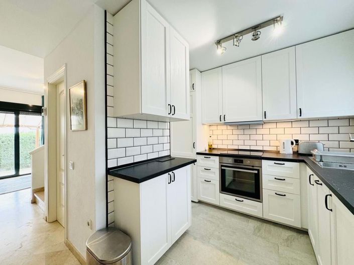 Image No.5-3 Bed Semi-Detached for sale