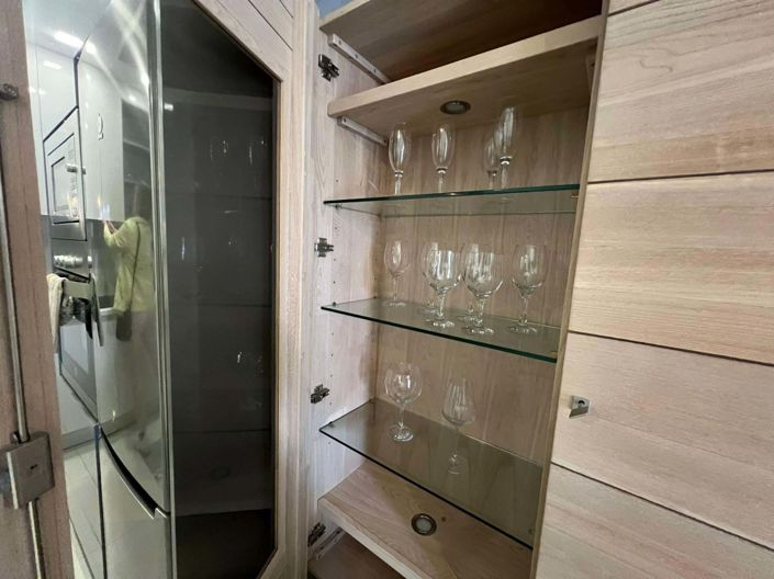 Image No.10-2 Bed Property for sale