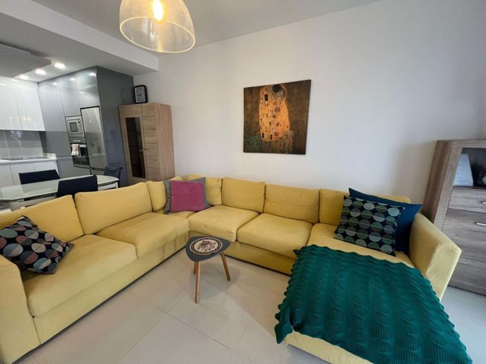 Image No.7-2 Bed Property for sale