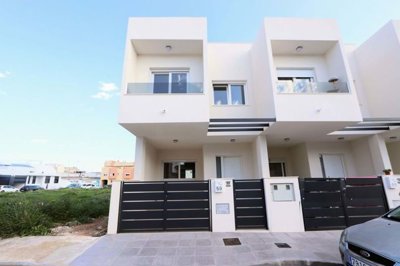 3 Bed Townhouse for sale