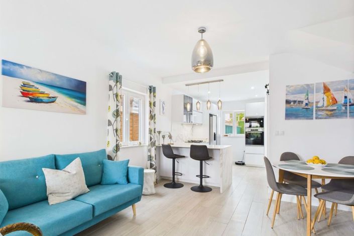 Image No.20-3 Bed Villa for sale