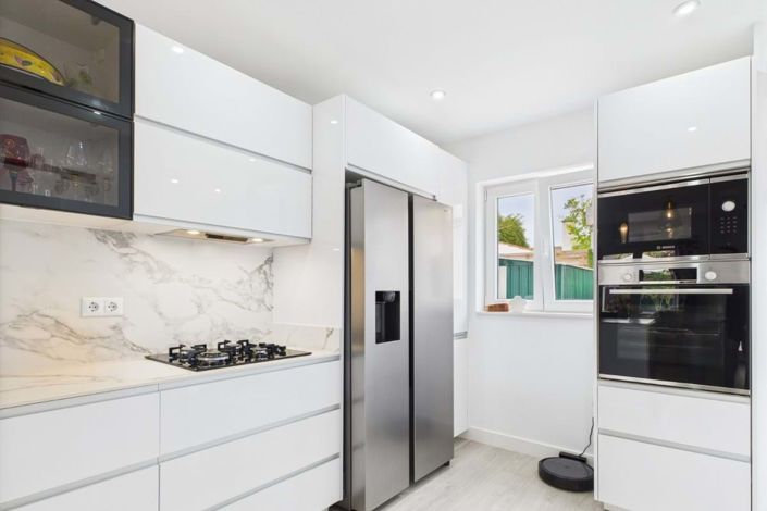 Image No.29-3 Bed Villa for sale