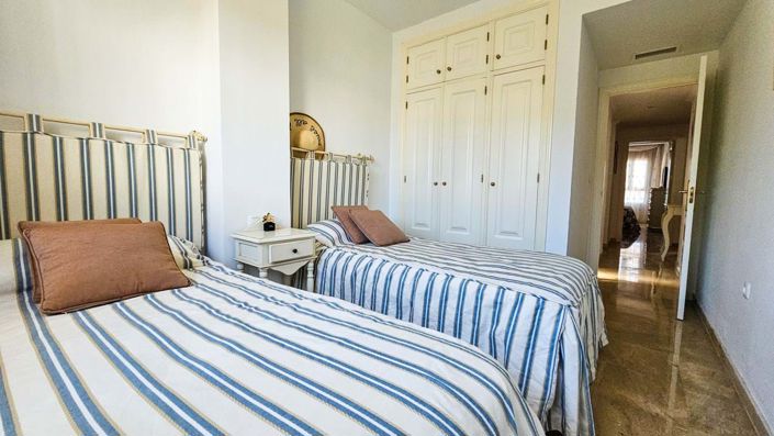 Image No.15-3 Bed Apartment for sale