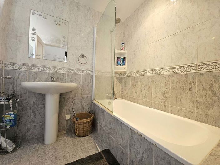 Image No.11-3 Bed Townhouse for sale