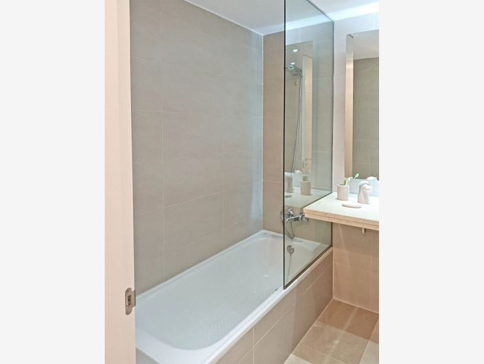 Image No.12-3 Bed Apartment for sale