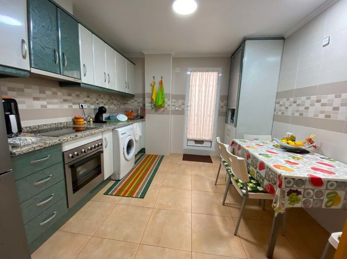 Image No.3-3 Bed Apartment for sale