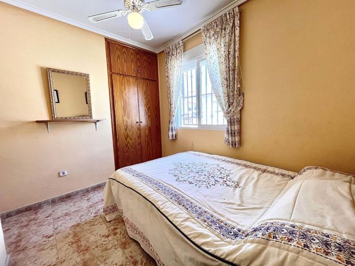 Image No.6-3 Bed Townhouse for sale