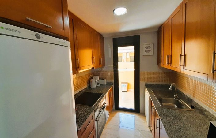 Image No.20-2 Bed Semi-Detached for sale