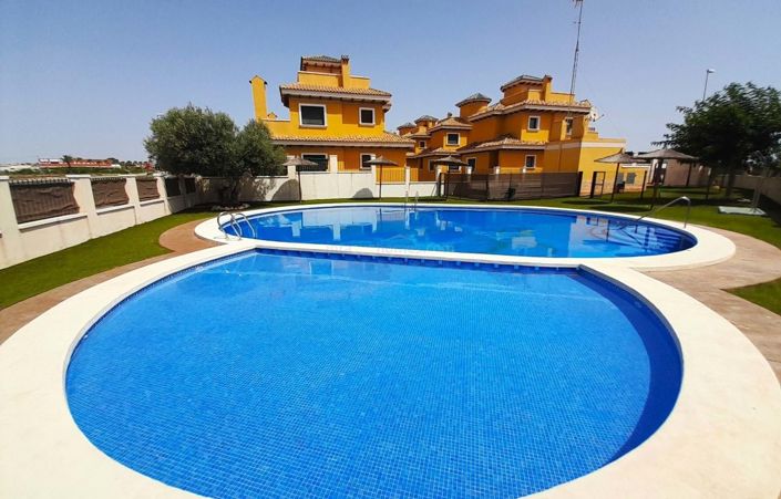 Image No.34-2 Bed Semi-Detached for sale