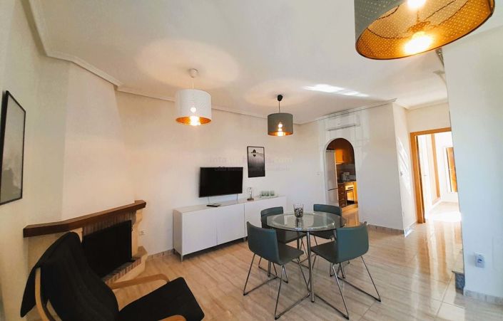 Image No.4-2 Bed Semi-Detached for sale