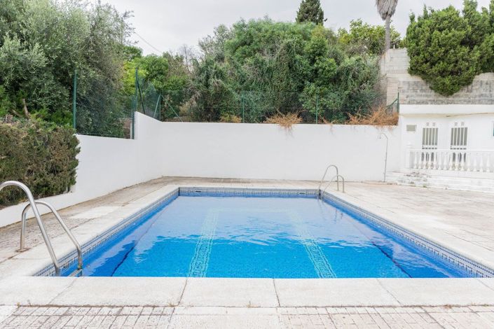 Image No.33-4 Bed Townhouse for sale