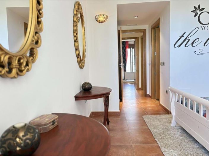 Image No.47-3 Bed Apartment for sale