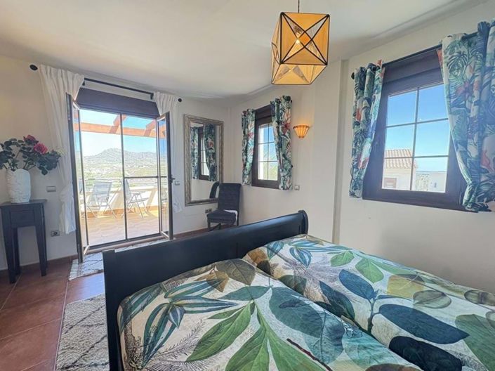 Image No.5-3 Bed Apartment for sale