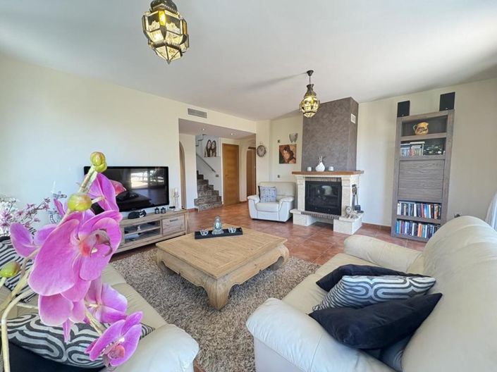 Image No.9-3 Bed Apartment for sale